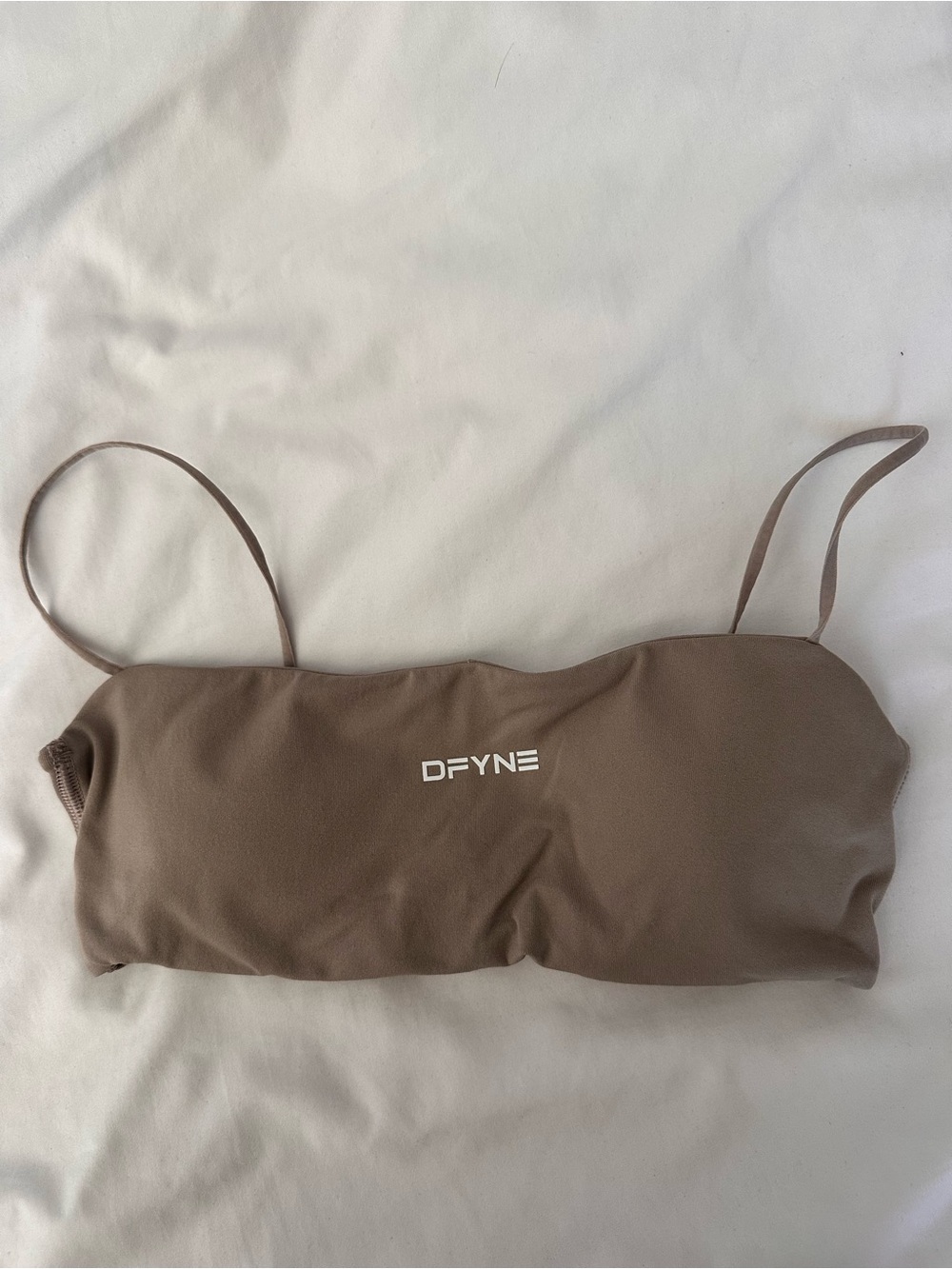 DFYNE Women's Latte Defy Strappy Bra: Size S